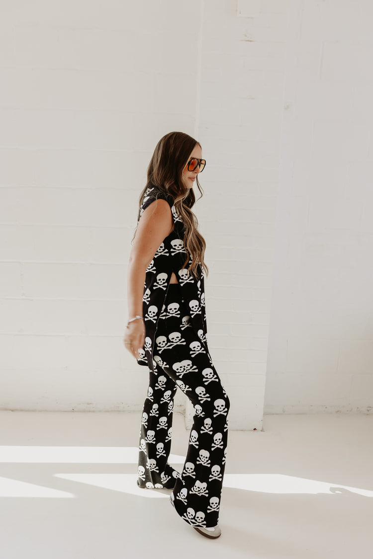 Skull Cross Bone Vacation Flare Pants Set