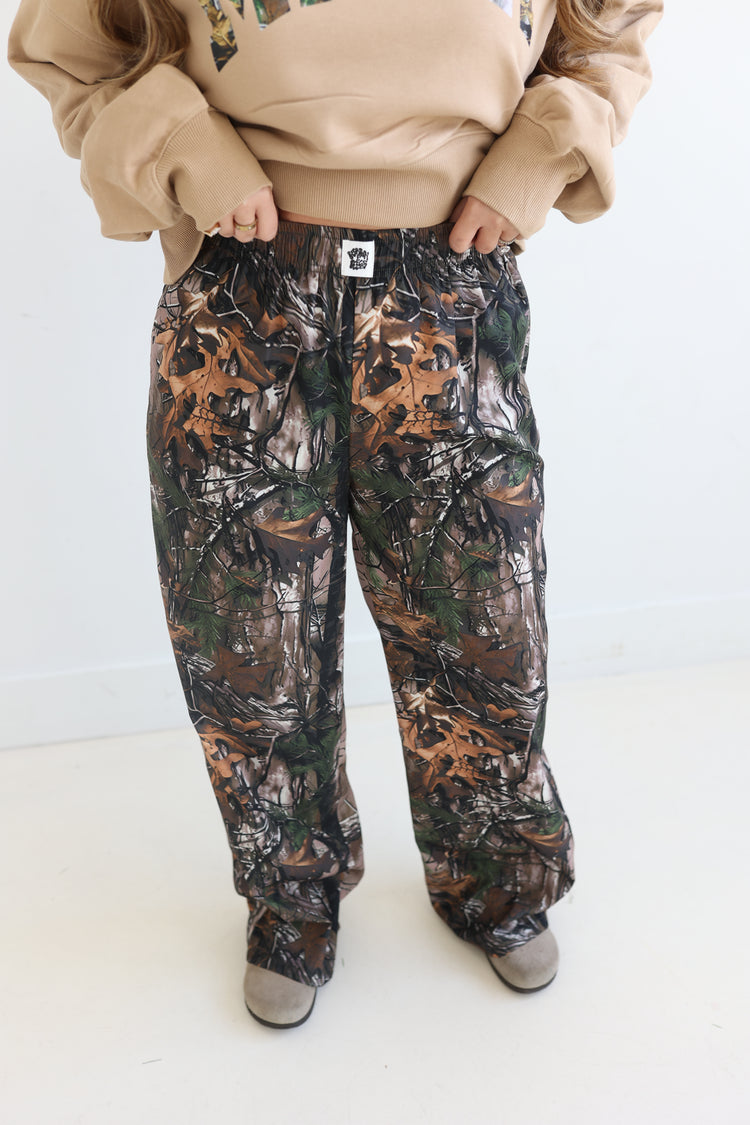 DEEP CAMO BOXER PANTS