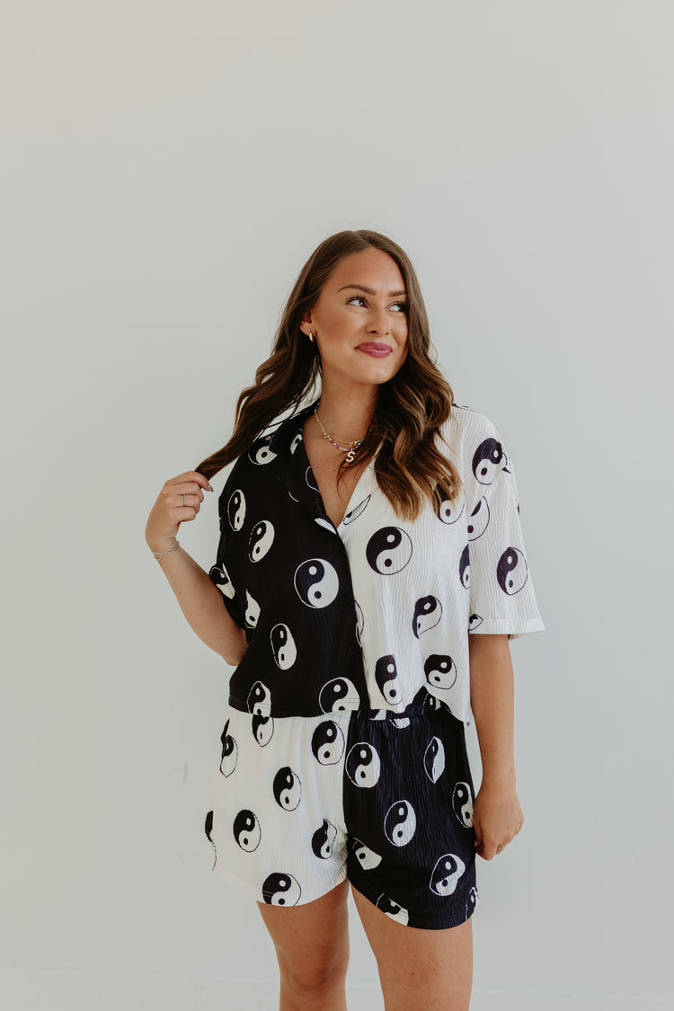 Ying & Yang B&W Flowy SHORTS