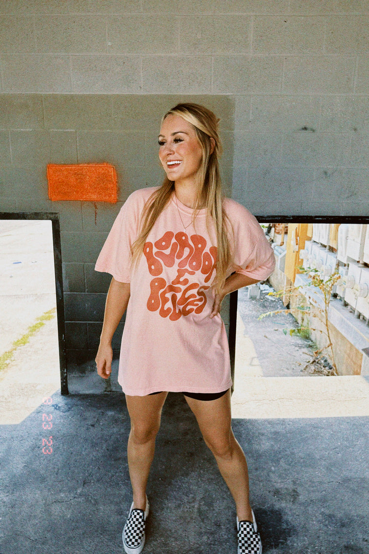 B&B LOGO TEE (PEACHY)