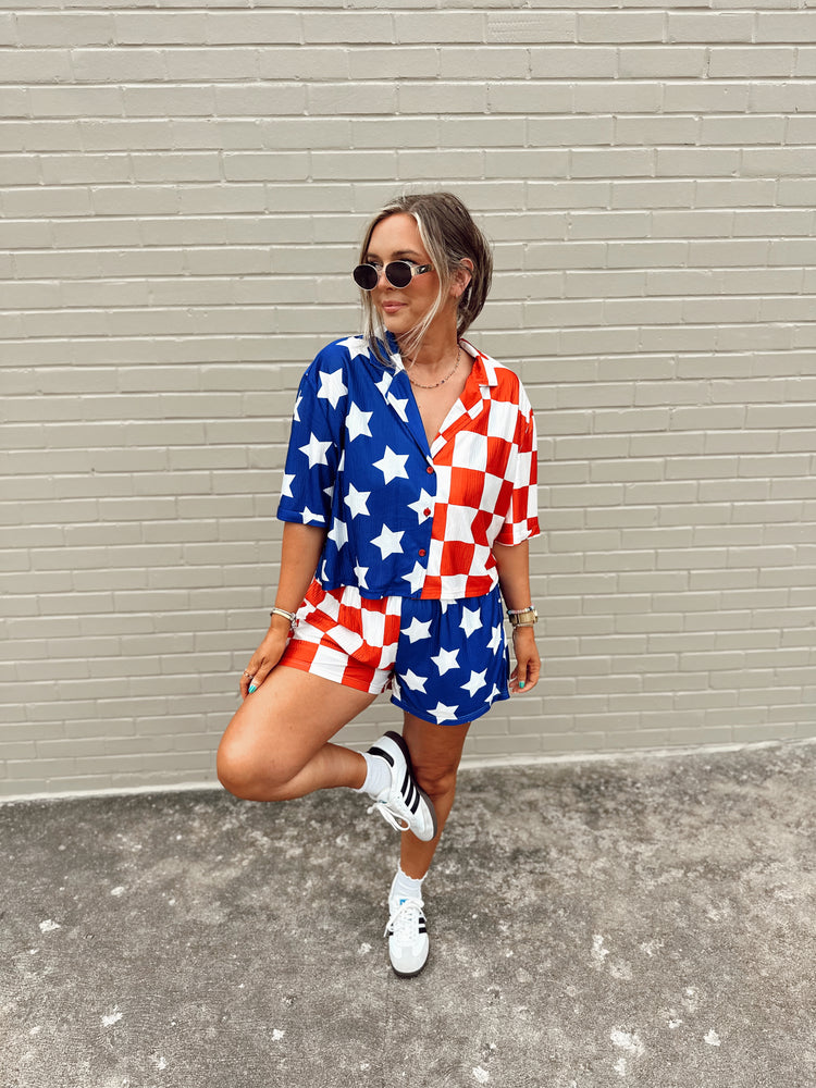 Flag Spliced Flowy Shorts