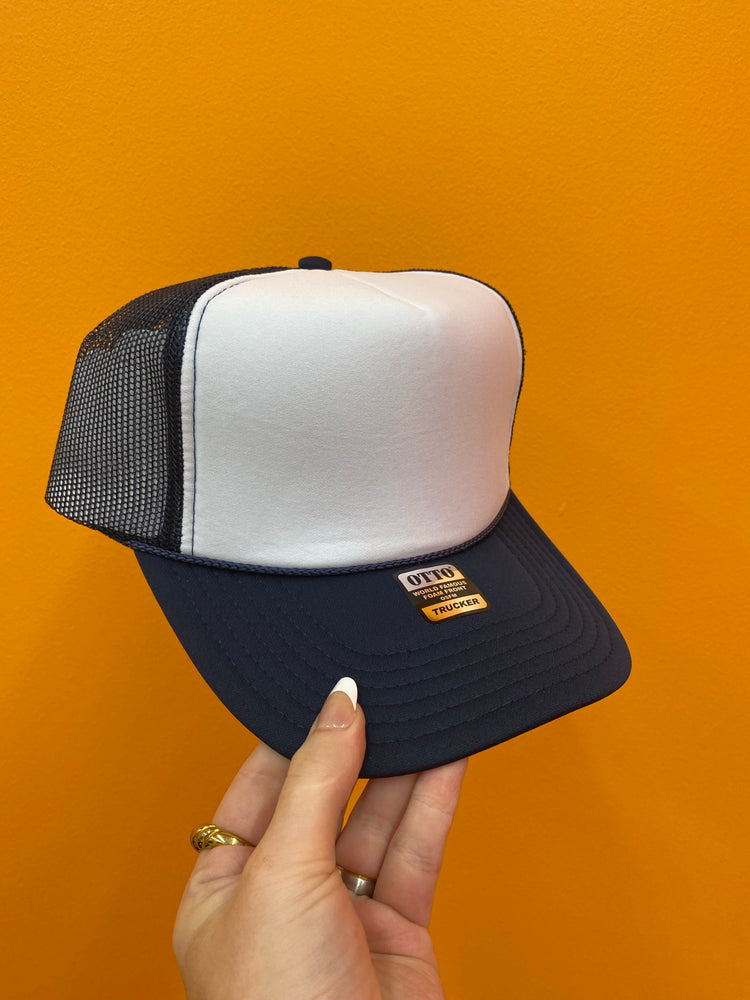 Build your own TRUCKER hat