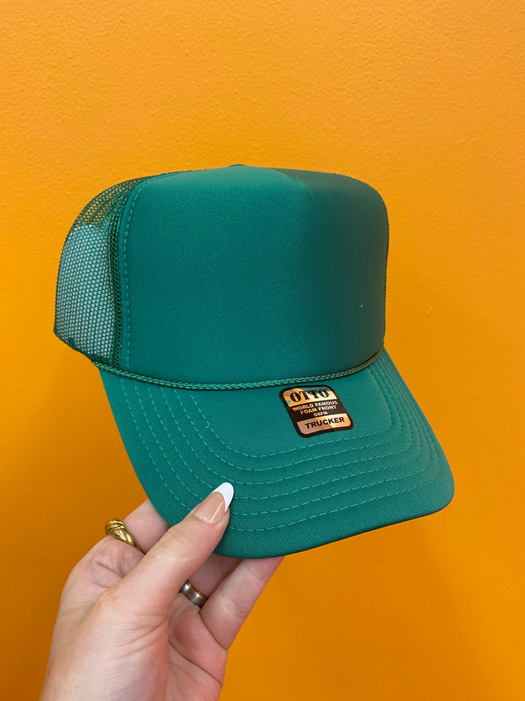 Build your own TRUCKER hat