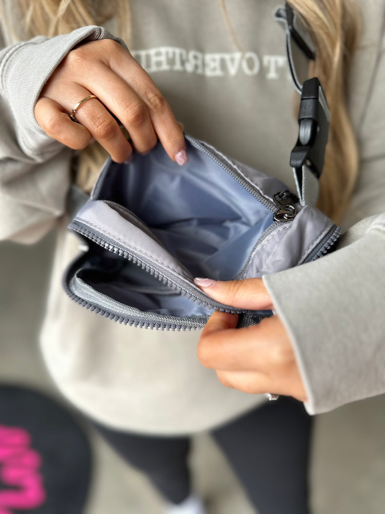 Essential Style Fanny (Grey)