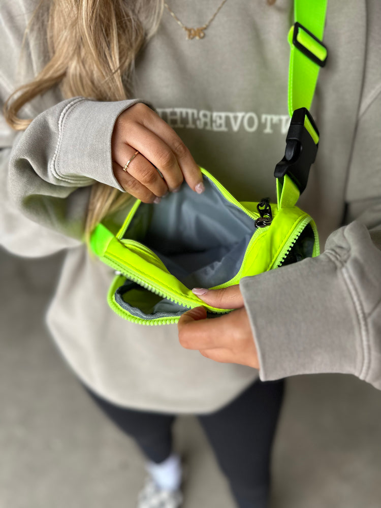 Essential Style Fanny (Neon Yellow)