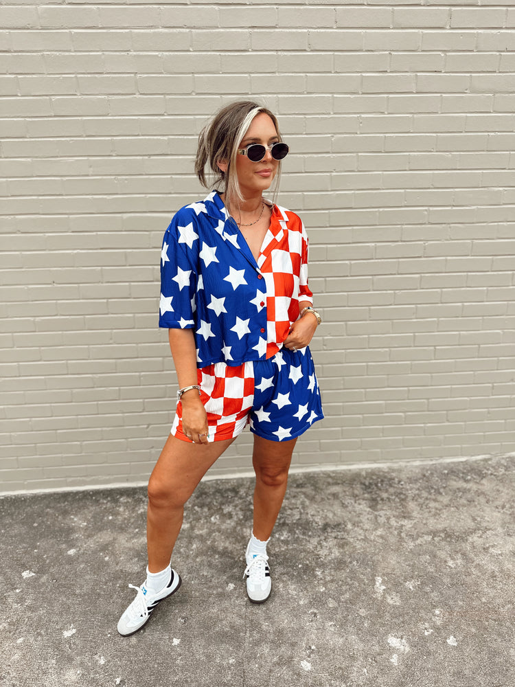 Flag Spliced Flowy Shorts
