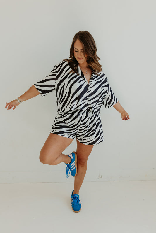Zebra B&W Flowy SHORTS