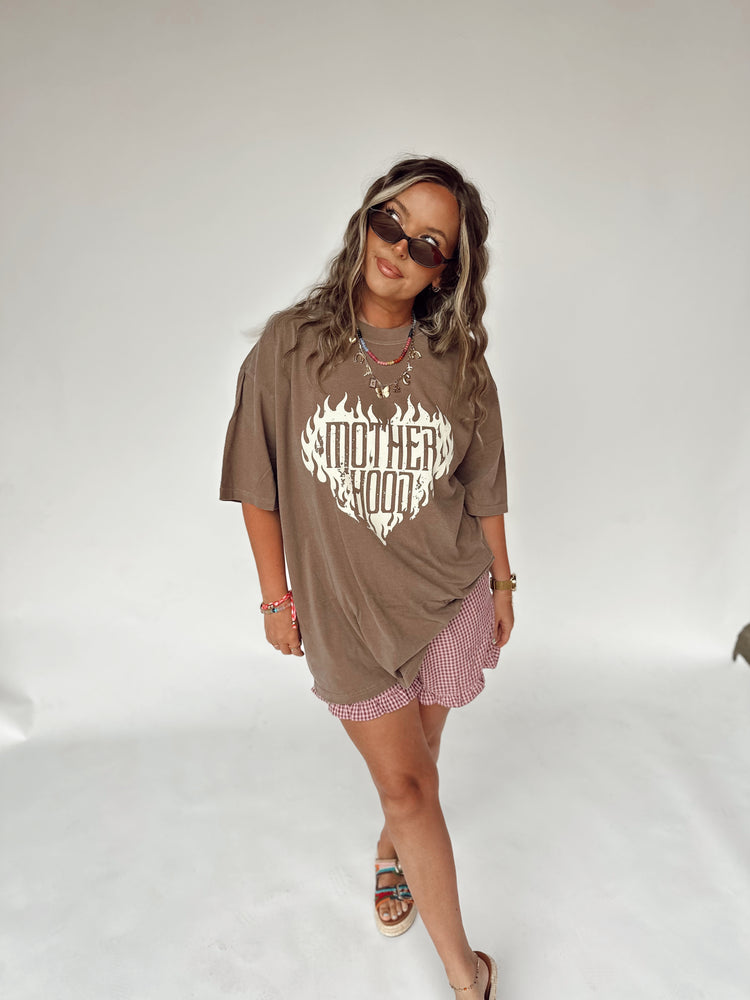 MOTHER HOOD FLAME HEART GRAPHIC TEE