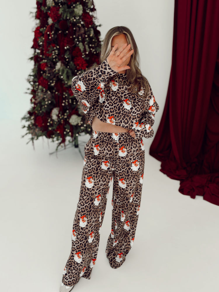Vintage Santa Leopard Soft top