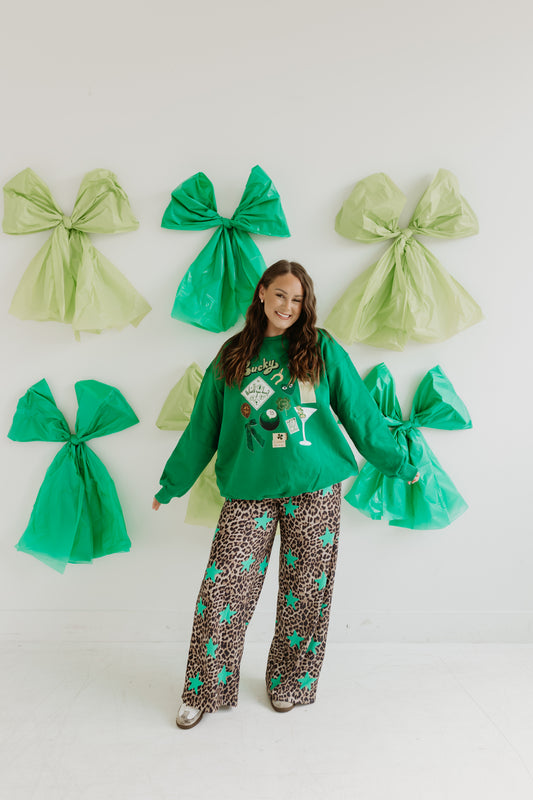 FEELIN LUCKY OVERSIZED SWEATSHIRT (GREEN)