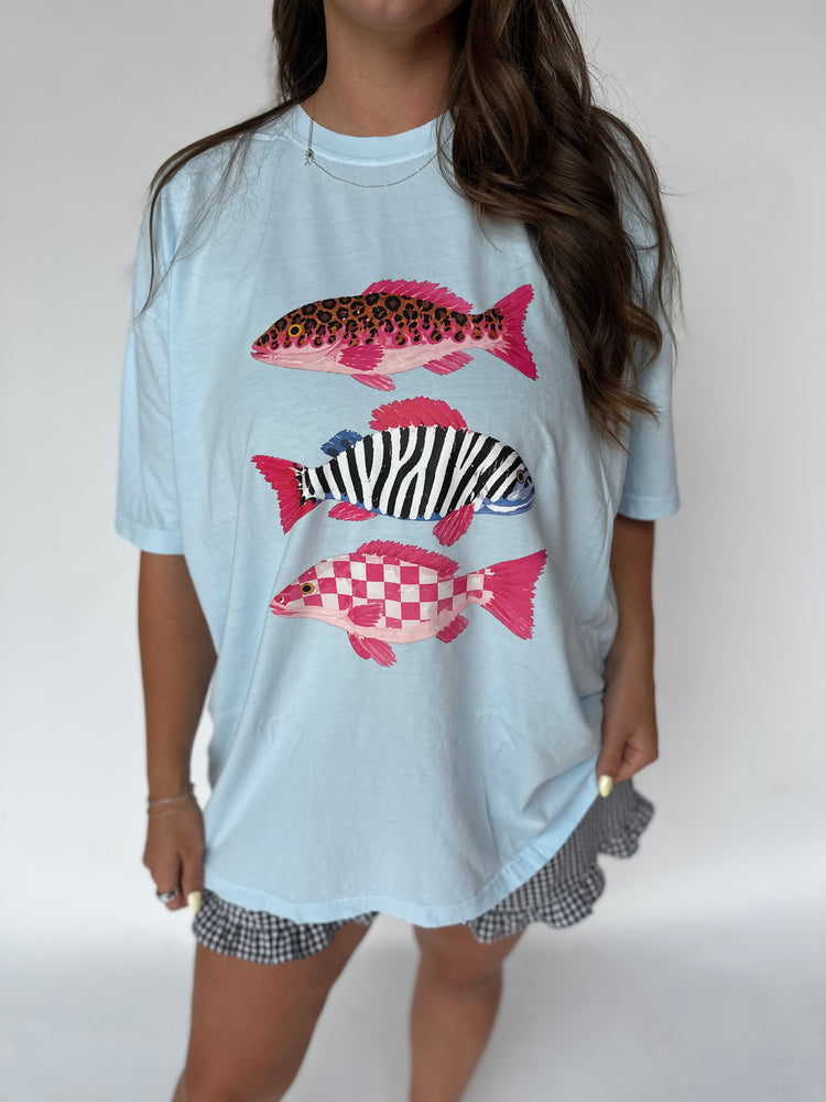 COLORFUL FISH GRAPHIC TEE!