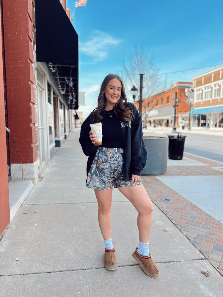 Grey MAMA Sweatshirt CUT