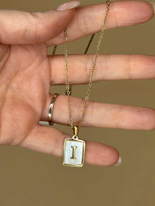 INITIAL NECKLACE