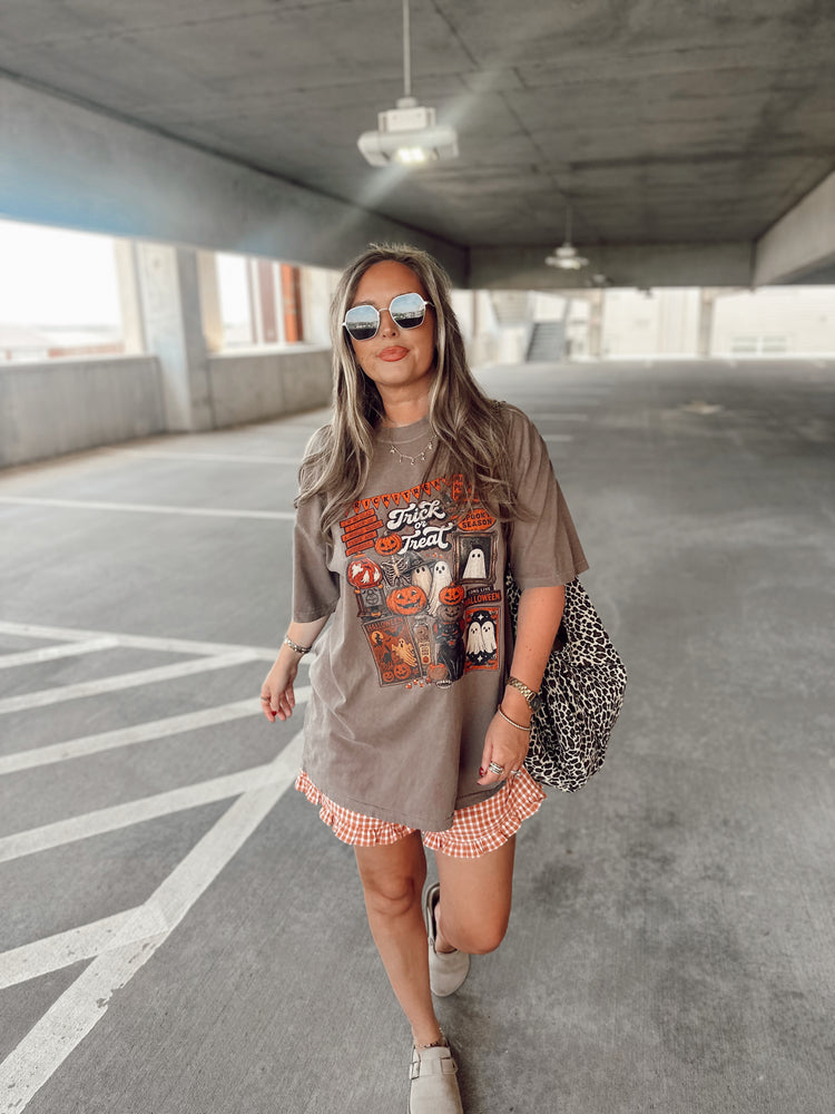 Trick or Treat Collage T-Shirt (Espresso)